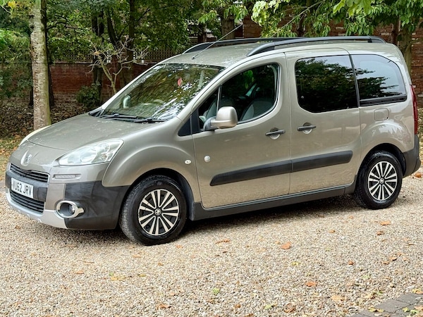 Used Peugeot Partner Tepee 2012 for sale - 75619125: Photo 11