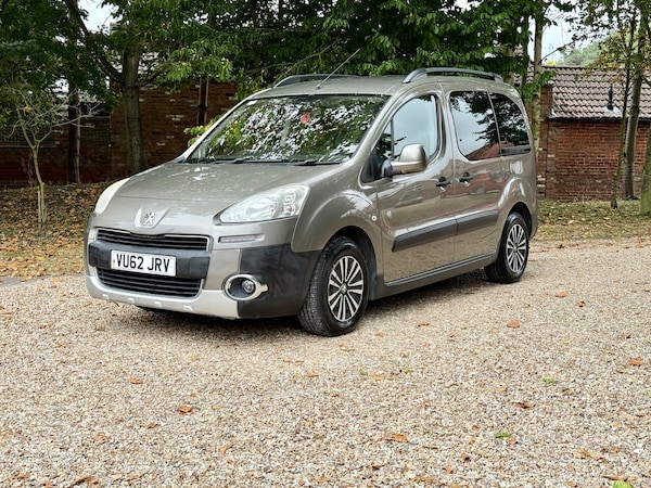 Used Peugeot Partner Tepee 2012 for sale - 75619125: Photo 18