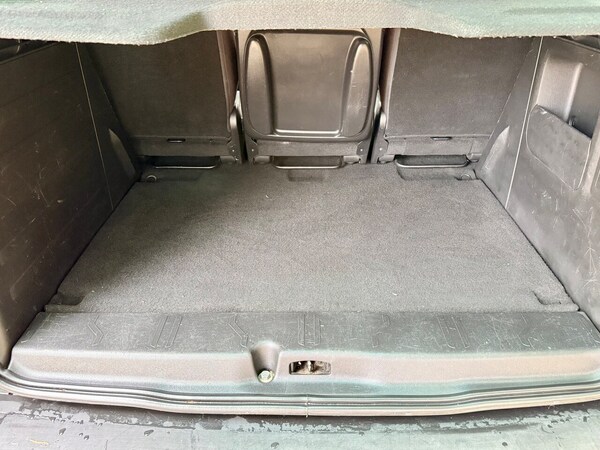 Used Peugeot Partner Tepee 2012 for sale - 75619125: Photo 31
