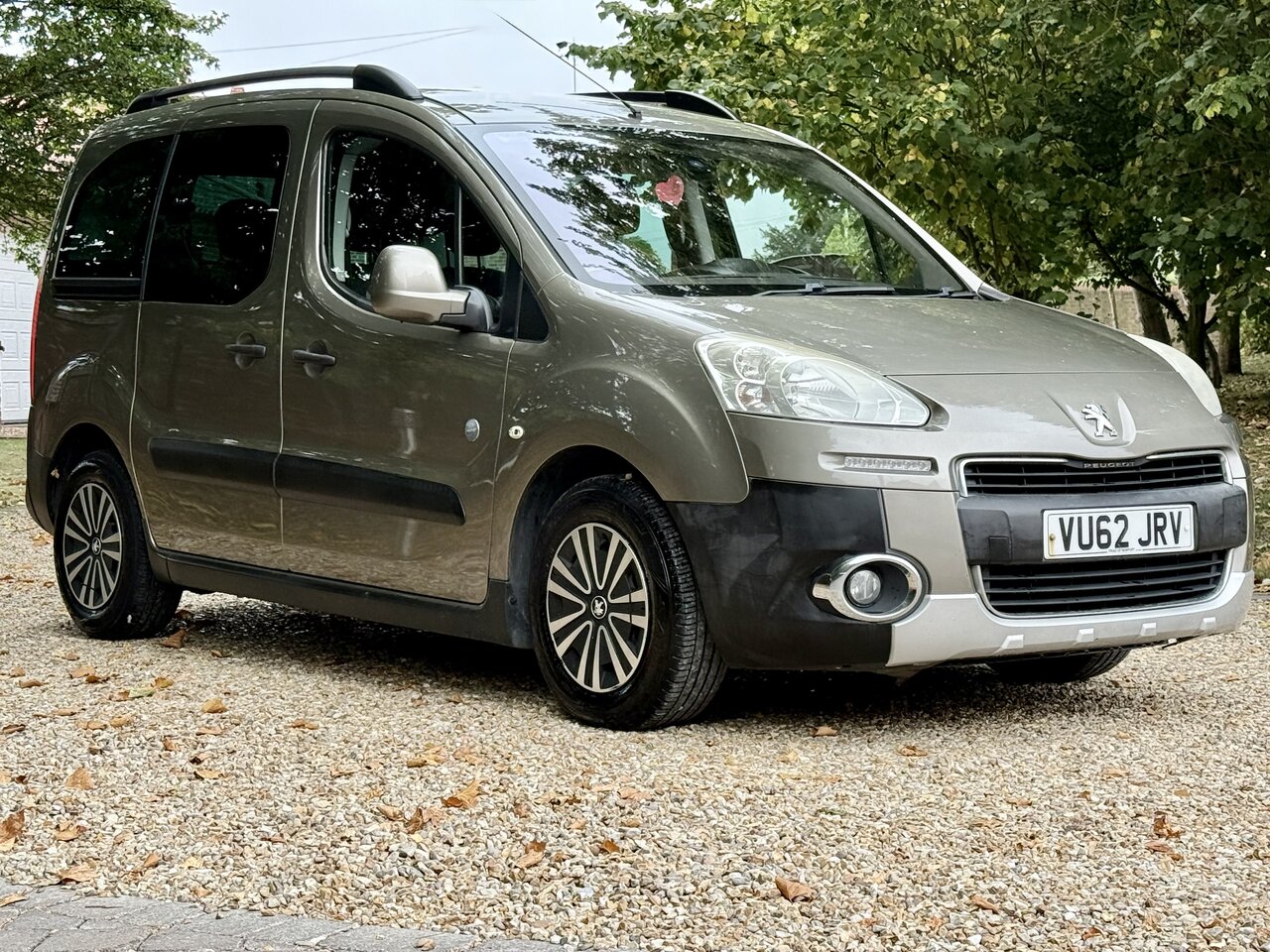 Vehicle 33