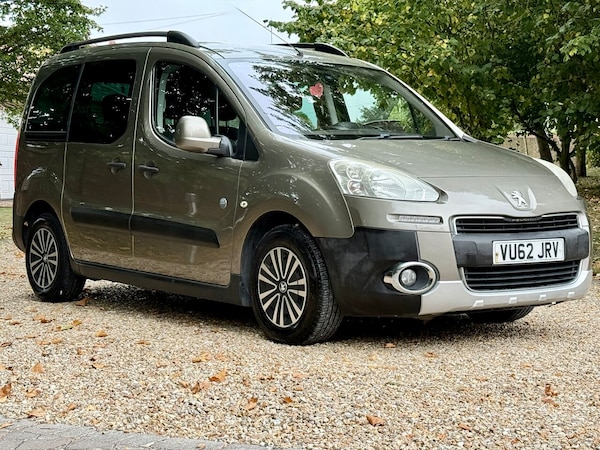 Used Peugeot Partner Tepee 2012 for sale - 75619125: Photo 33