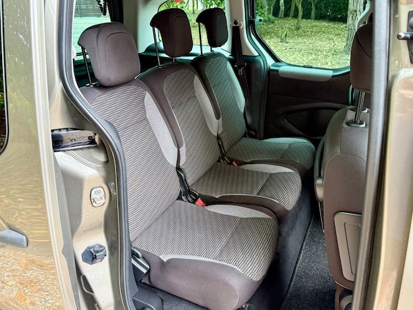 Used Peugeot Partner Tepee 2012 for sale - 75619125: Photo 34