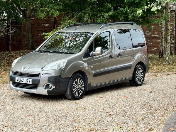 Used Peugeot Partner Tepee 2012 for sale - 75619125: Photo 5