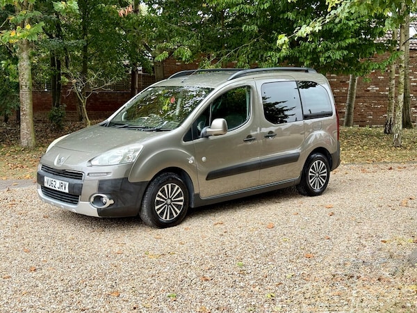 Used Peugeot Partner Tepee 2012 for sale - 75619125: Photo 9