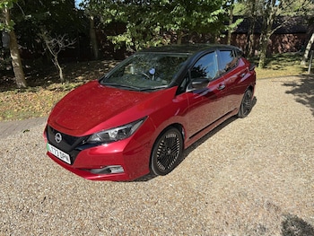 Nissan - Leaf