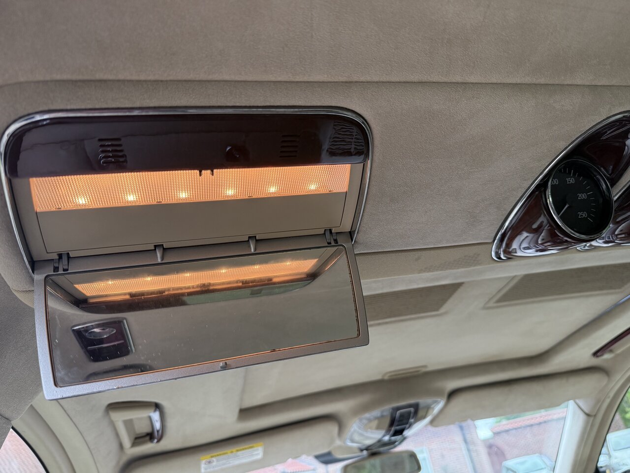 Used Maybach 57 2005 for sale - 76691669: Photo 25