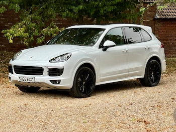 Used Porsche Cayenne 2015 for sale - 75619126: Photo