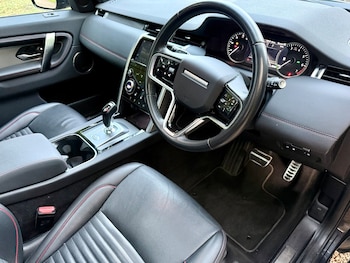 Used Land Rover Discovery Sport 2023 for sale - 76147094: Photo 2