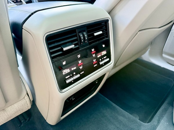 Used Porsche Cayenne 2019 for sale - 76184794: Photo 39