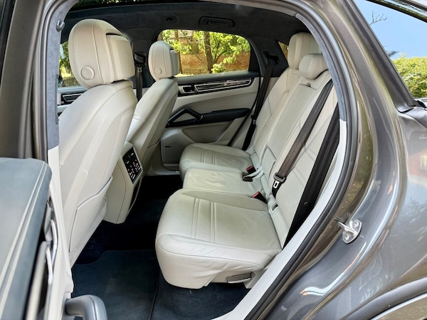 Used Porsche Cayenne 2019 for sale - 76184794: Photo 41