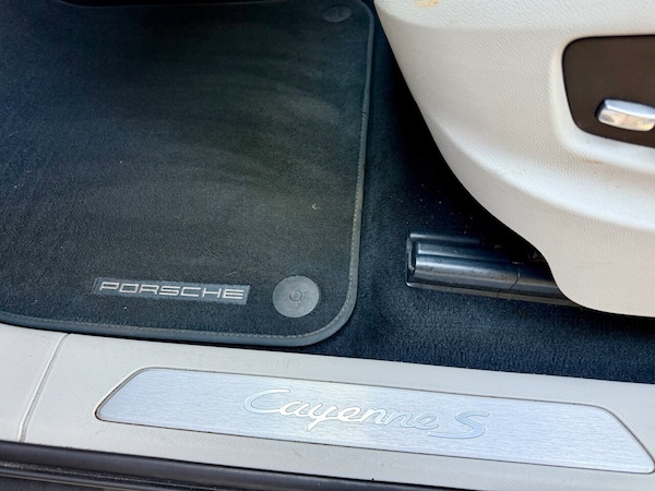 Used Porsche Cayenne 2019 for sale - 76184794: Photo 42
