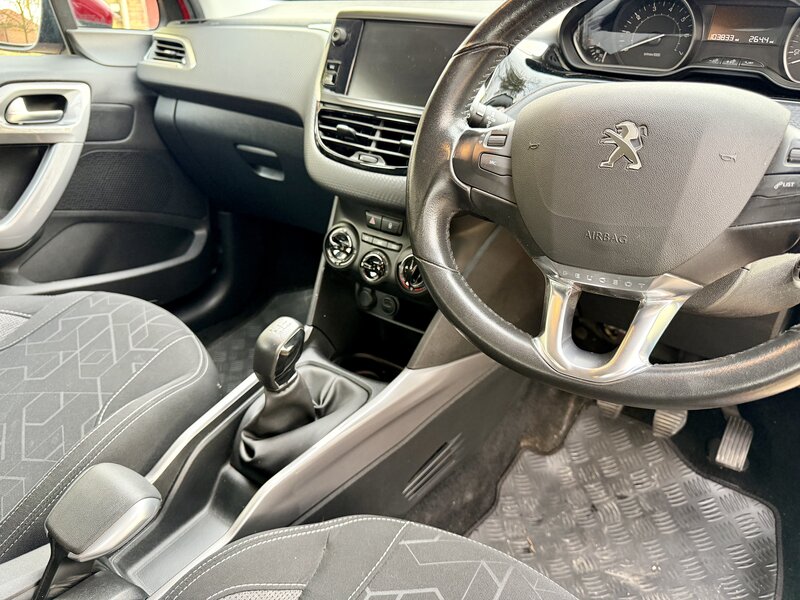 Used Peugeot 2008 2018 for sale - 76723406: Photo 5