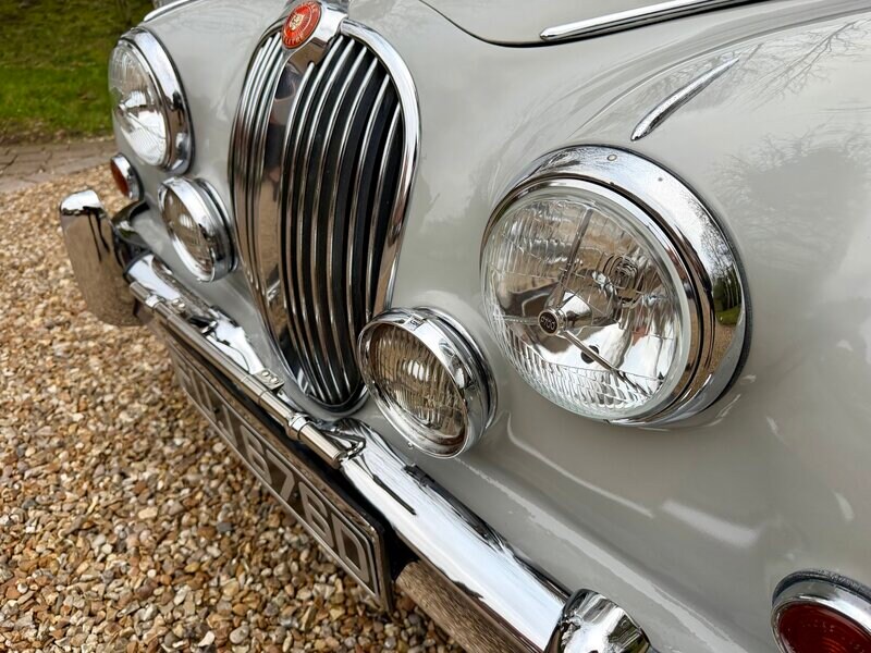 Used Jaguar Mark II 1966 for sale - 77368301: Photo 23