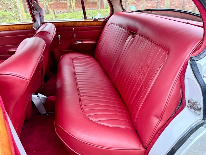 Used Jaguar Mark II 1966 for sale - 77368301: Photo 33