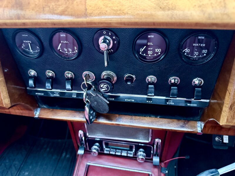 Used Jaguar Mark II 1966 for sale - 77368301: Photo 39