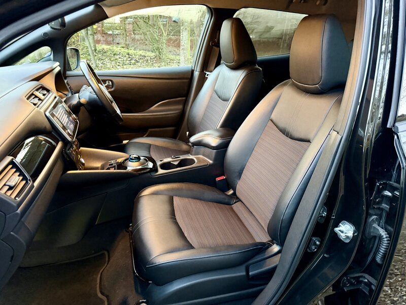 Used Nissan Leaf 2021 for sale - 76798557: Photo 4