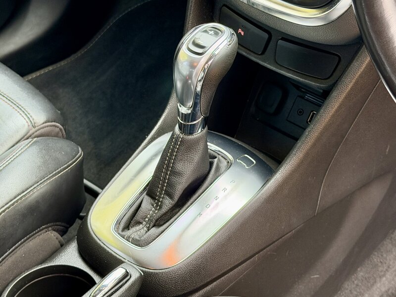 Used Vauxhall Mokka 2016 for sale - 76941421: Photo 2