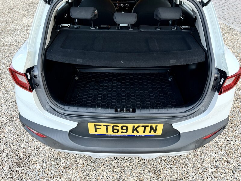 Used Kia Stonic 2020 for sale - 77708596: Photo 11