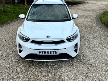 Used Kia Stonic 2020 for sale - 77708596: Photo