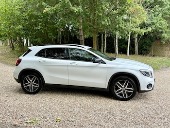 Used Mercedes-Benz GLA 2019 for sale - 75936000: Photo