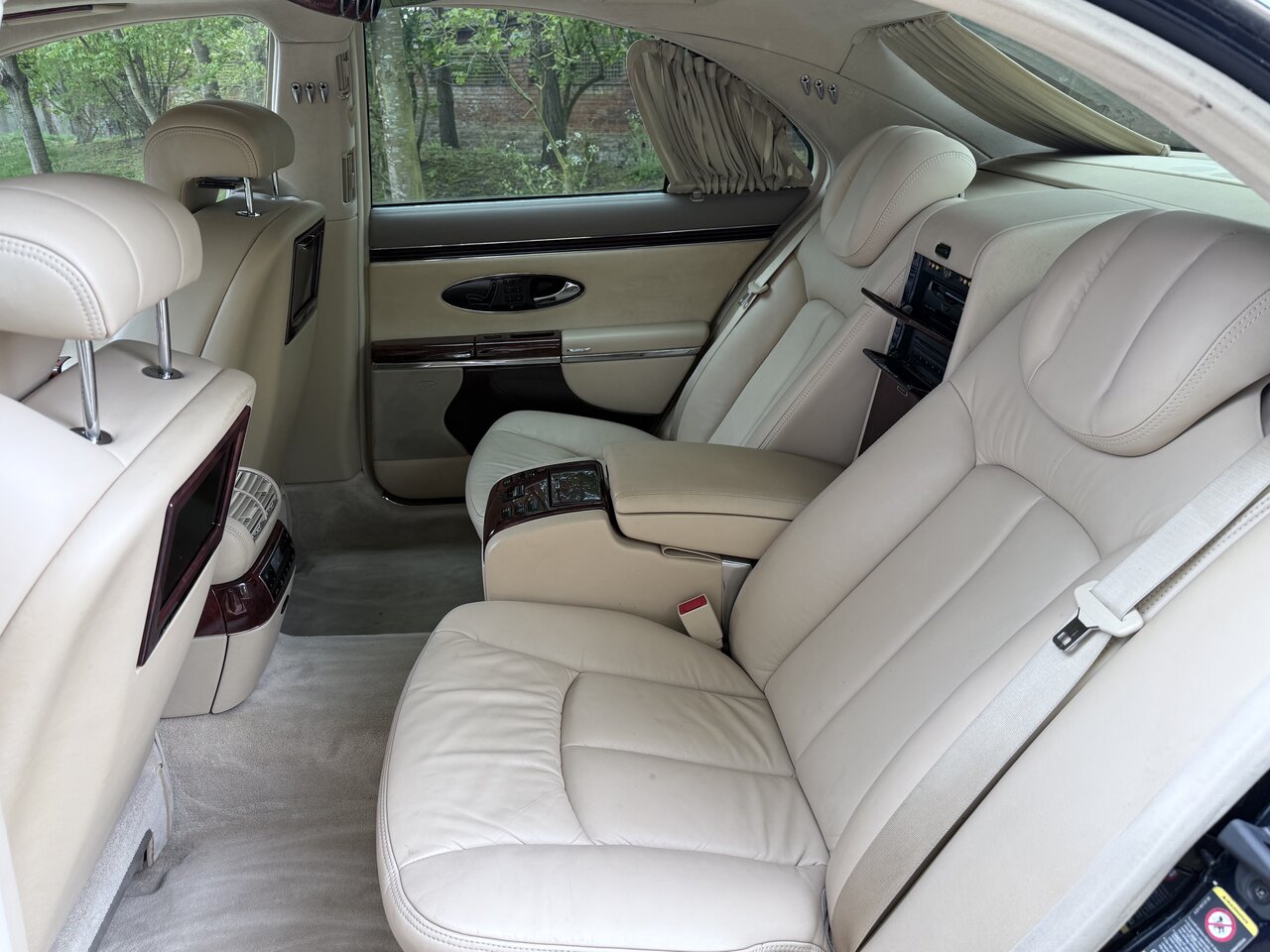 Used Maybach 57 2005 for sale - 76928195: Photo 18