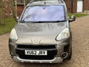 Used Peugeot Partner Tepee 2012 for sale - 74765189: Photo