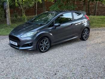 Used Ford Fiesta 2017 for sale - 75211925: Photo