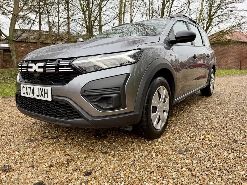Used Dacia Jogger 2024 for sale - 76862989: Photo 4