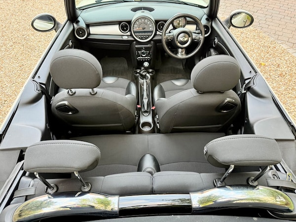 Used MINI Convertible 2014 for sale - 76124864: Photo 11