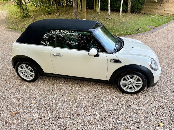 Used MINI Convertible 2014 for sale - 76124864: Photo 16