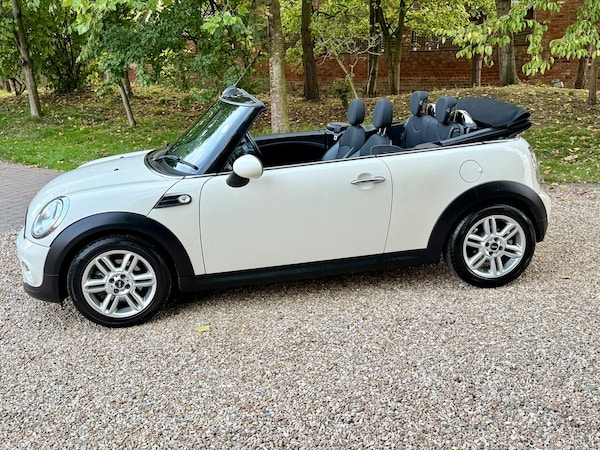 Used MINI Convertible 2014 for sale - 76124864: Photo 1