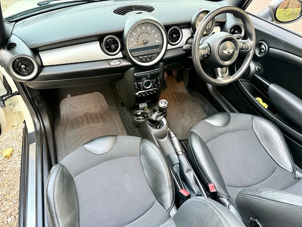Used MINI Convertible 2014 for sale - 76124864: Photo 40