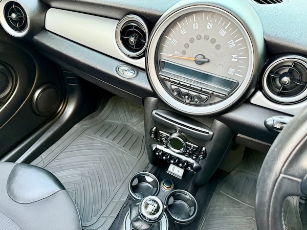Used MINI Convertible 2014 for sale - 76124864: Photo 42