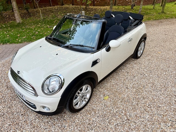 Used MINI Convertible 2014 for sale - 76124864: Photo 6