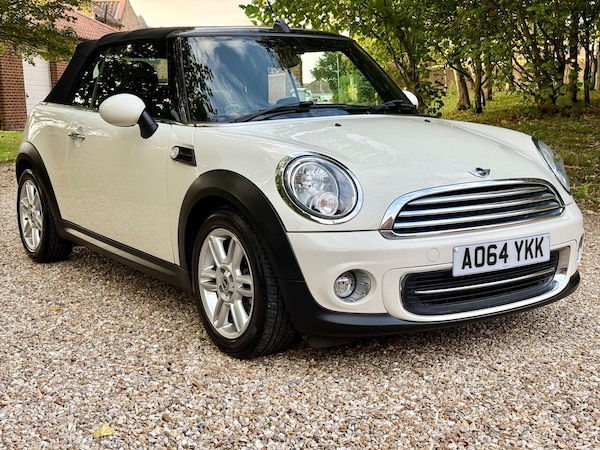 Used MINI Convertible 2014 for sale - 76124864: Photo 9