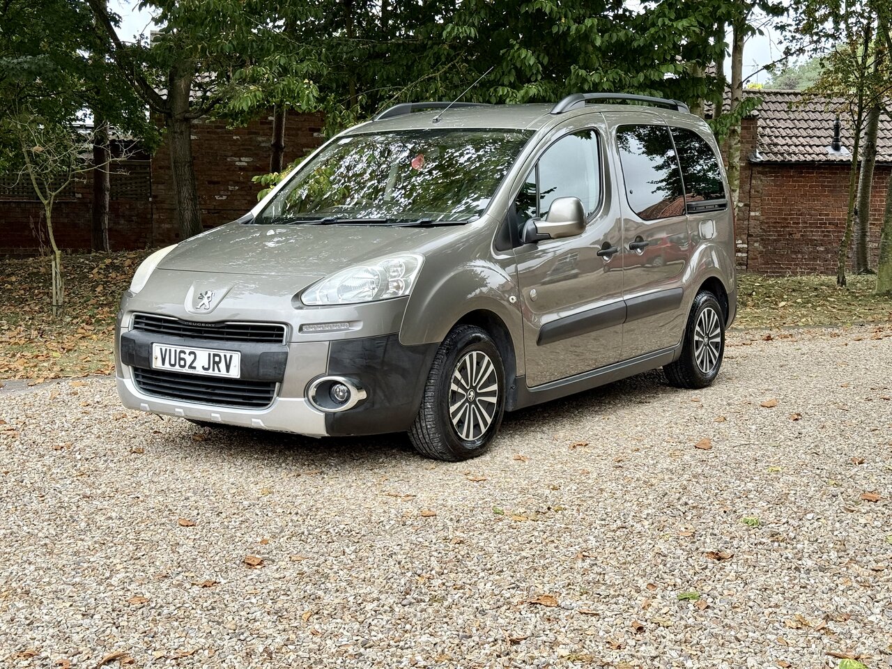 Used Peugeot Partner Tepee 2012 for sale - 76344871: Photo 19