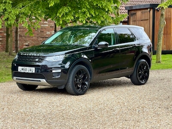Used Land Rover Discovery Sport 2018 for sale - 78624504: Photo