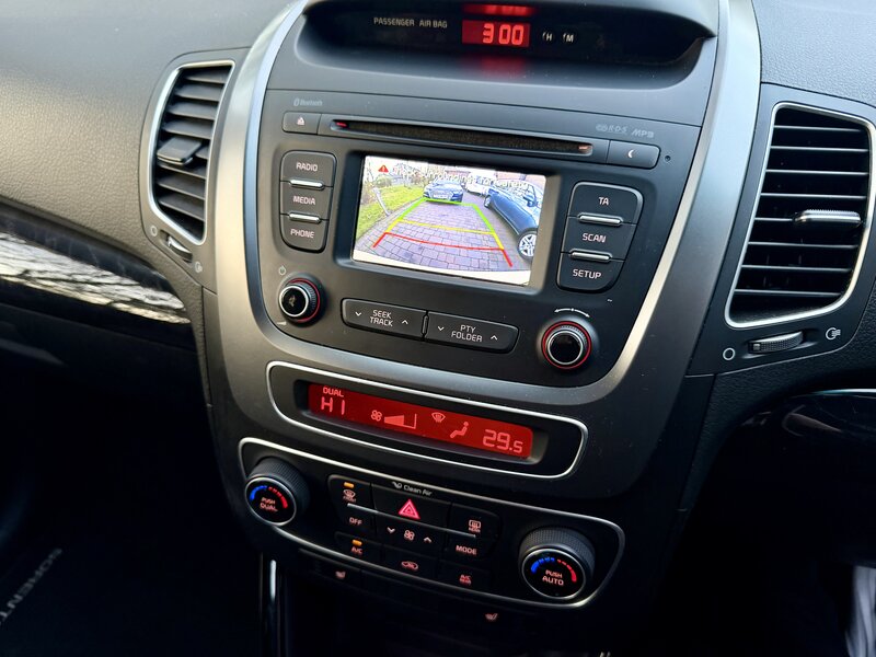 Used Kia Sorento 2014 for sale - 77031636: Photo 2