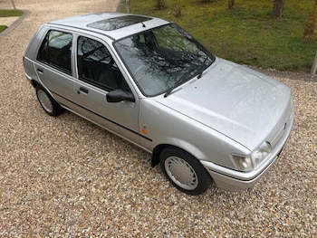 Used Ford Fiesta 1995 for sale - 78443633: Photo