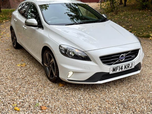 Used Volvo V40 2014 for sale - 76317045: Photo 17