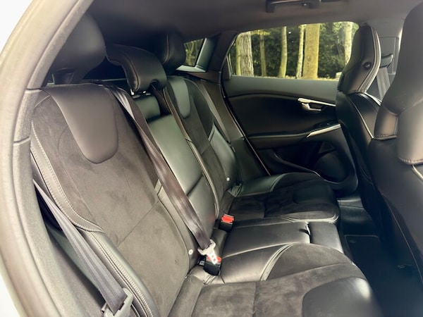 Used Volvo V40 2014 for sale - 76317045: Photo 22
