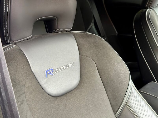 Used Volvo V40 2014 for sale - 76317045: Photo 30