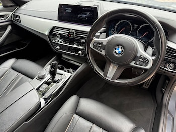 Used BMW 5 Series 2017 for sale - 75992651: Photo