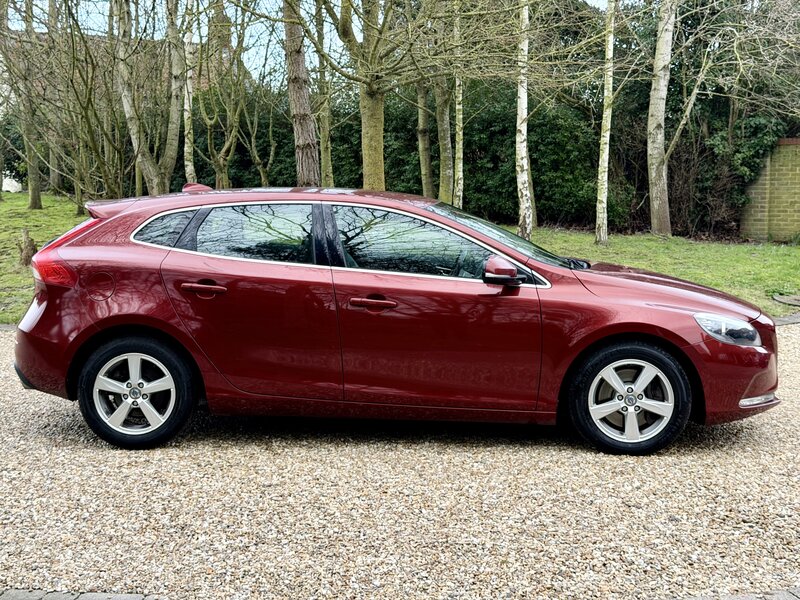 Used Volvo V40 2013 for sale - 77582586: Photo 13