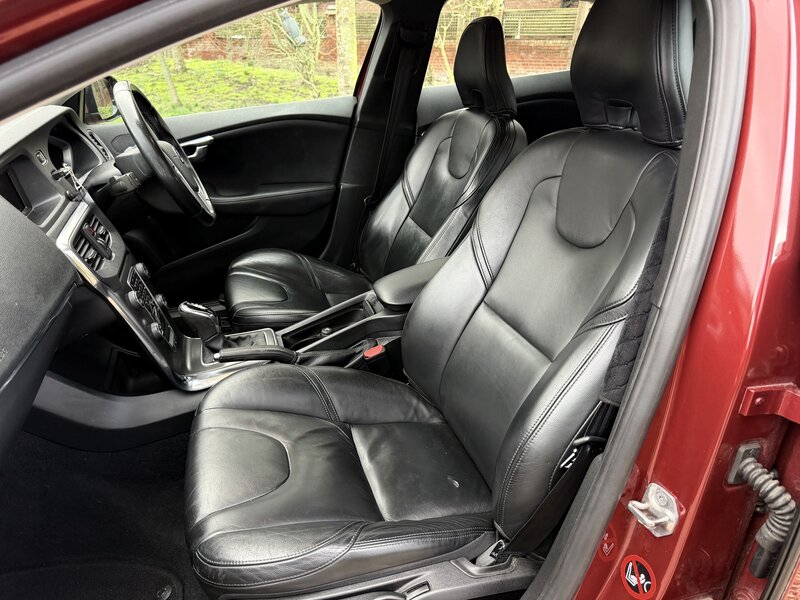 Used Volvo V40 2013 for sale - 77582586: Photo 18