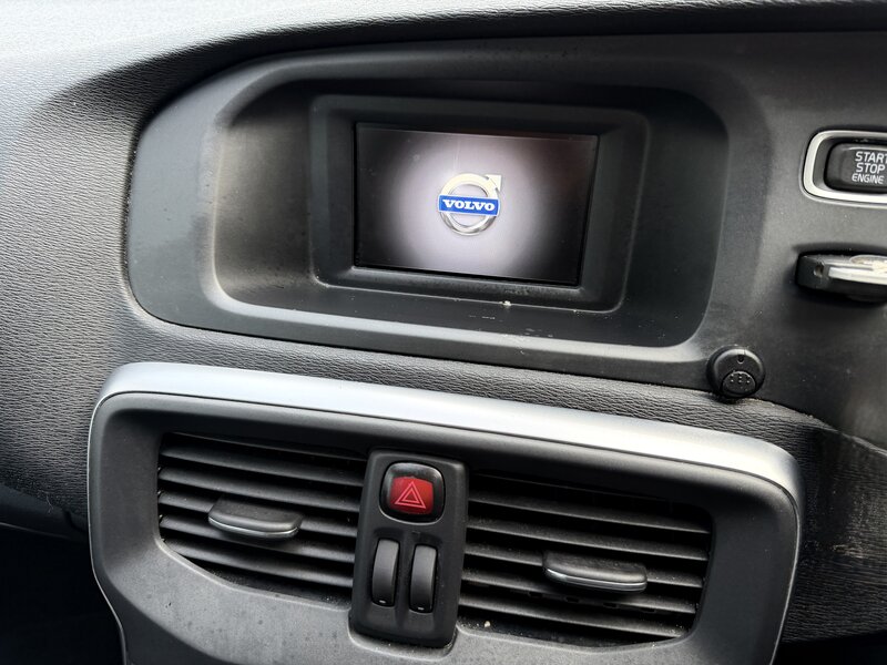 Used Volvo V40 2013 for sale - 77582586: Photo 20