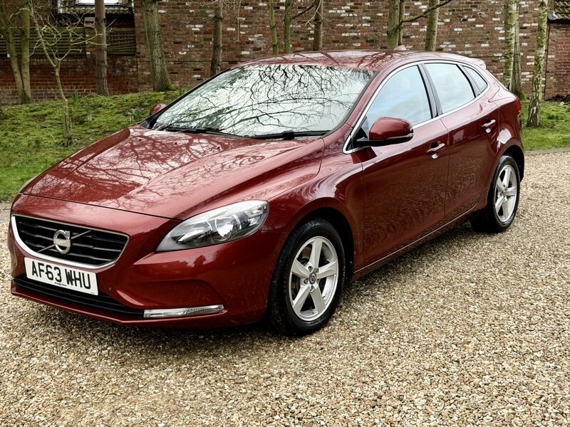 Used Volvo V40 2013 for sale - 77582586: Photo 3