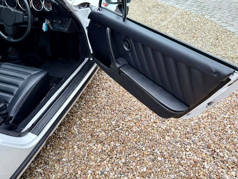 Used Porsche 911 for sale - 78198195: Photo 19