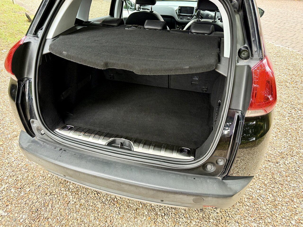 Vehicle 44