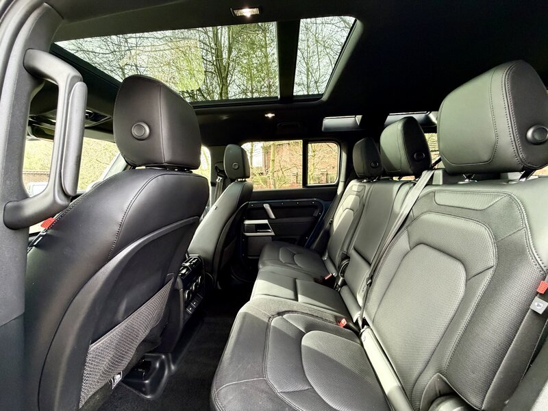 Used Land Rover Defender 2021 for sale - 77638212: Photo 12